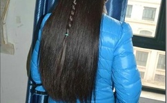 成人亚洲A片V一区二区中出片